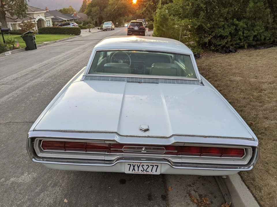 1966 Ford Thunderbird 4th Gen - Image 24 of 31