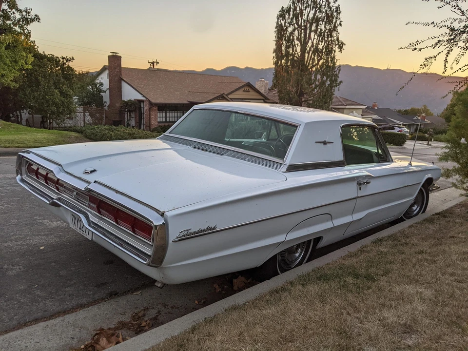 1966 Ford Thunderbird 4th Gen - Image 21 of 31