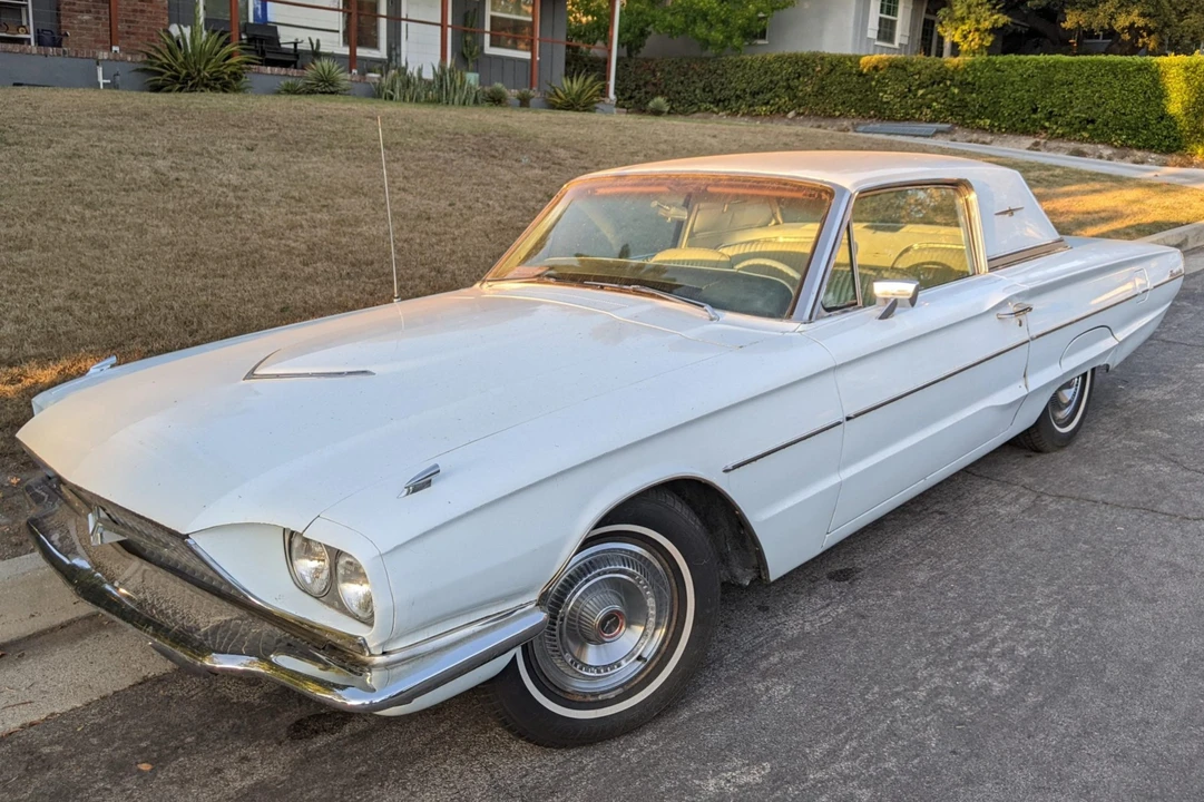 1966 Ford Thunderbird 4th Gen - Image 4 of 31