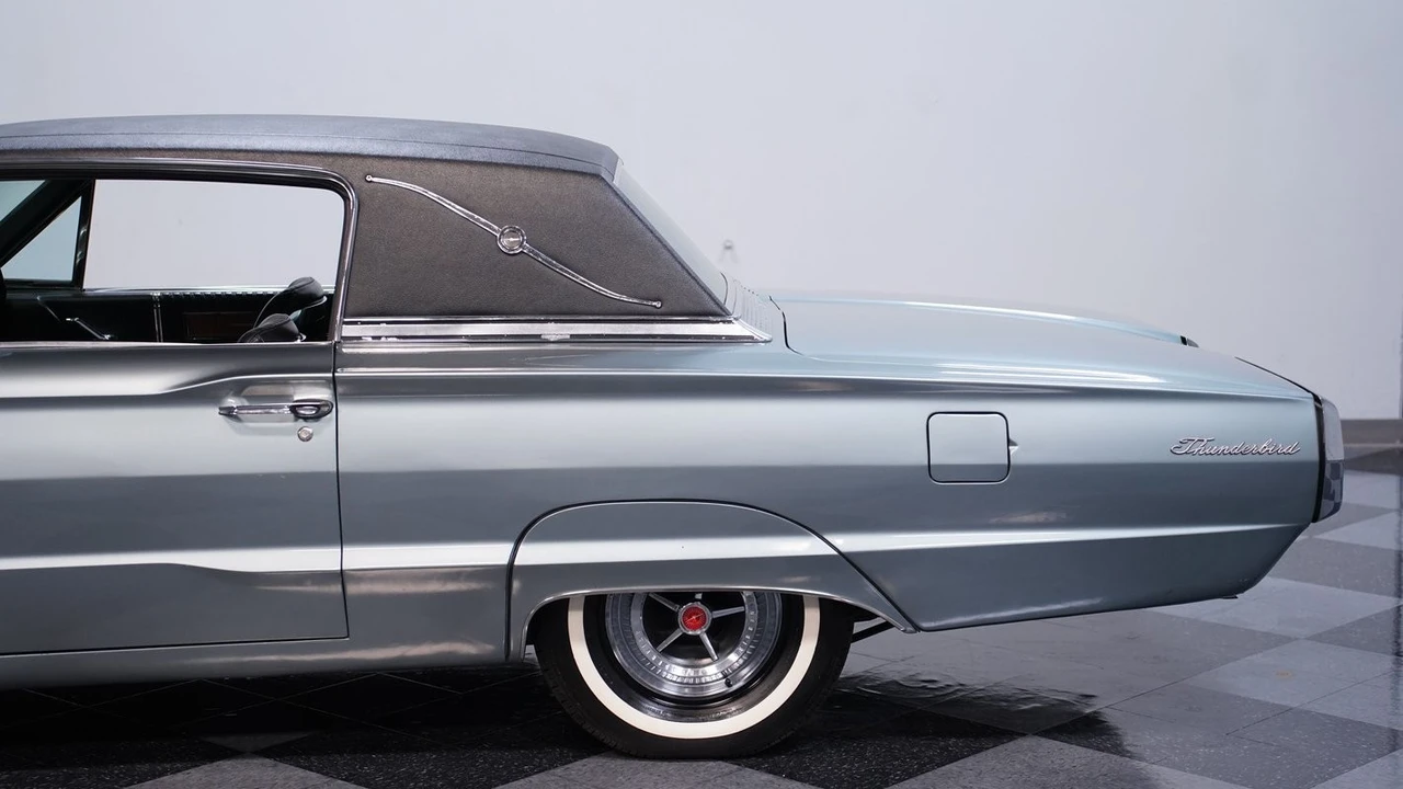 1966 Ford Thunderbird 3rd Gen - Image 20 of 21