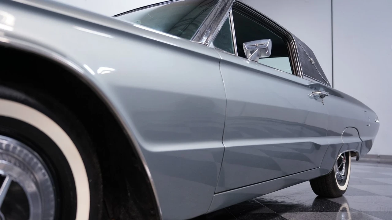 1966 Ford Thunderbird 3rd Gen - Image 18 of 21