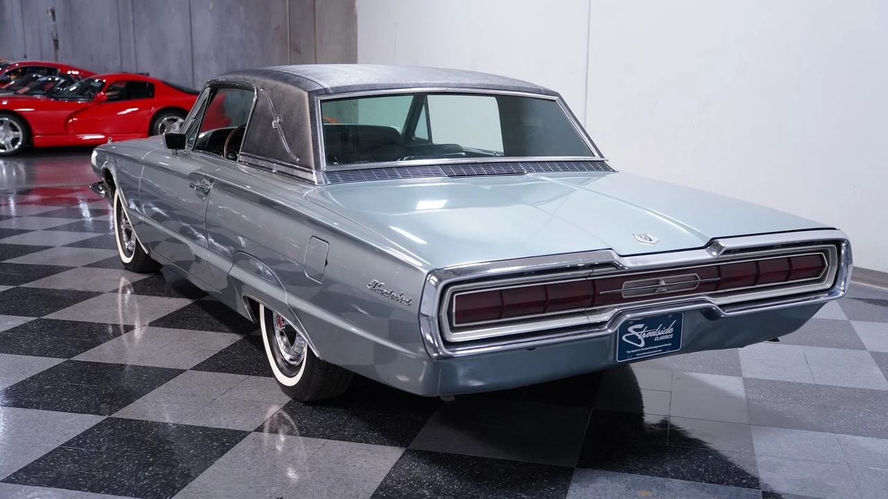 1966 Ford Thunderbird 3rd Gen - Image 8 of 21