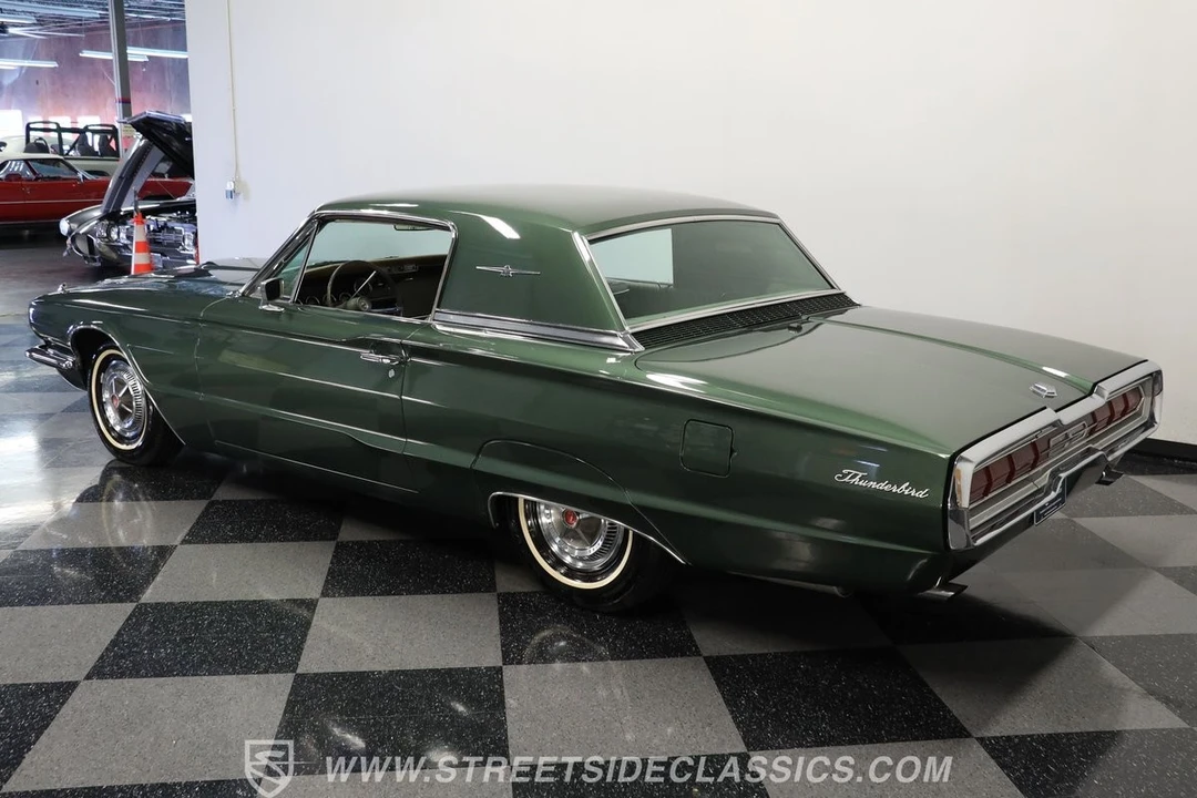 1966 Ford Thunderbird 4th Gen - Image 7 of 12