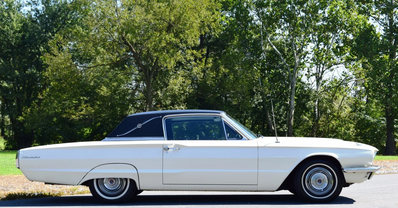 1966 Ford Thunderbird 4th Gen - Image 3 of 31