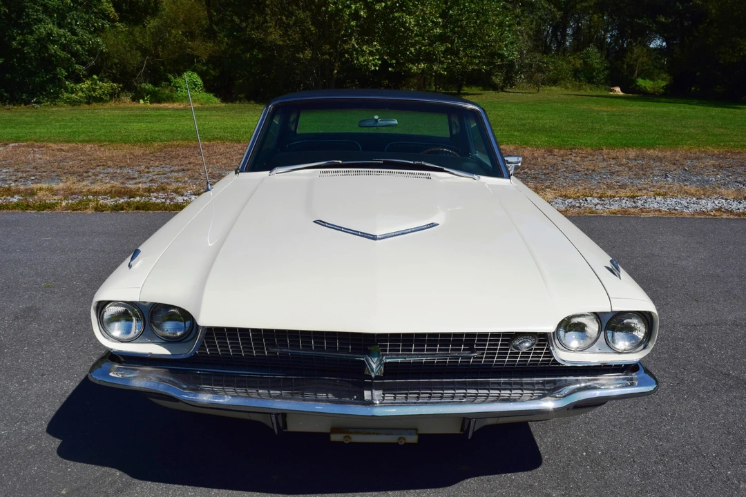 1966 Ford Thunderbird 4th Gen - Image 10 of 31
