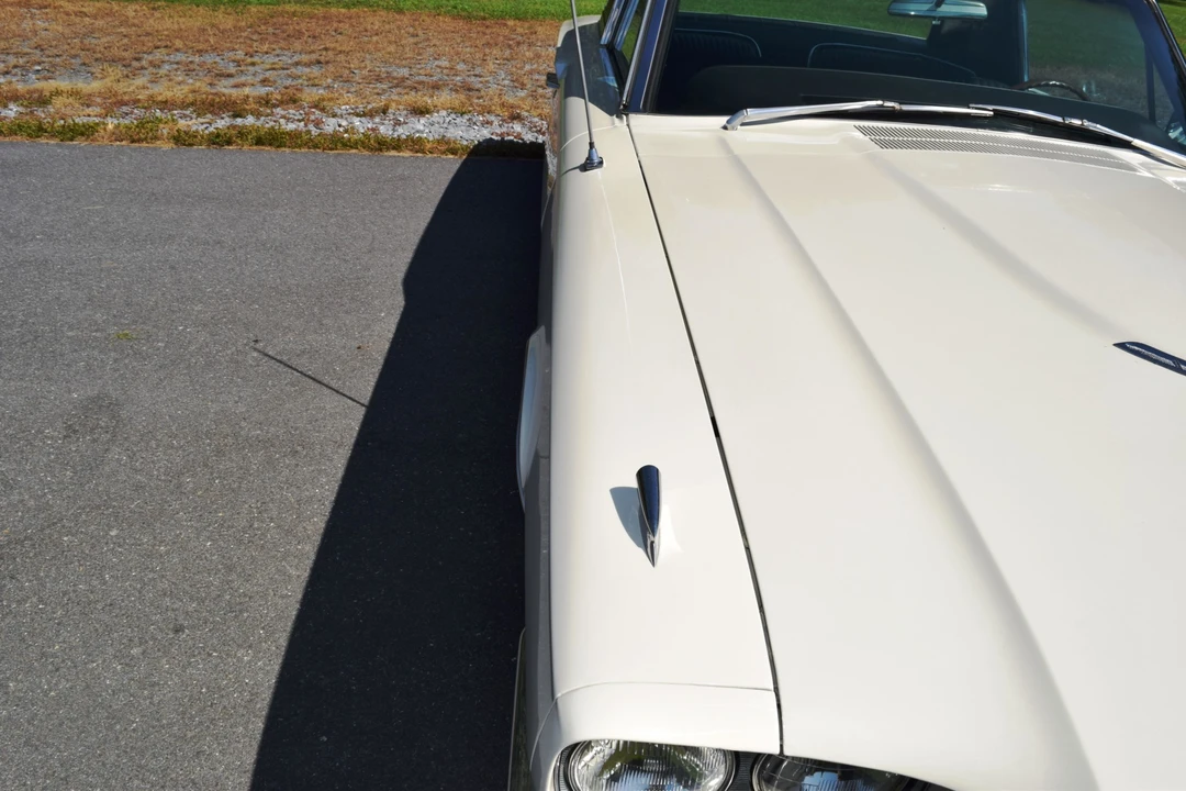 1966 Ford Thunderbird 4th Gen - Image 30 of 31