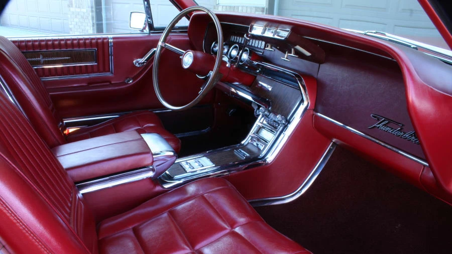 1966 Ford Thunderbird 4th Gen - Image 5 of 12