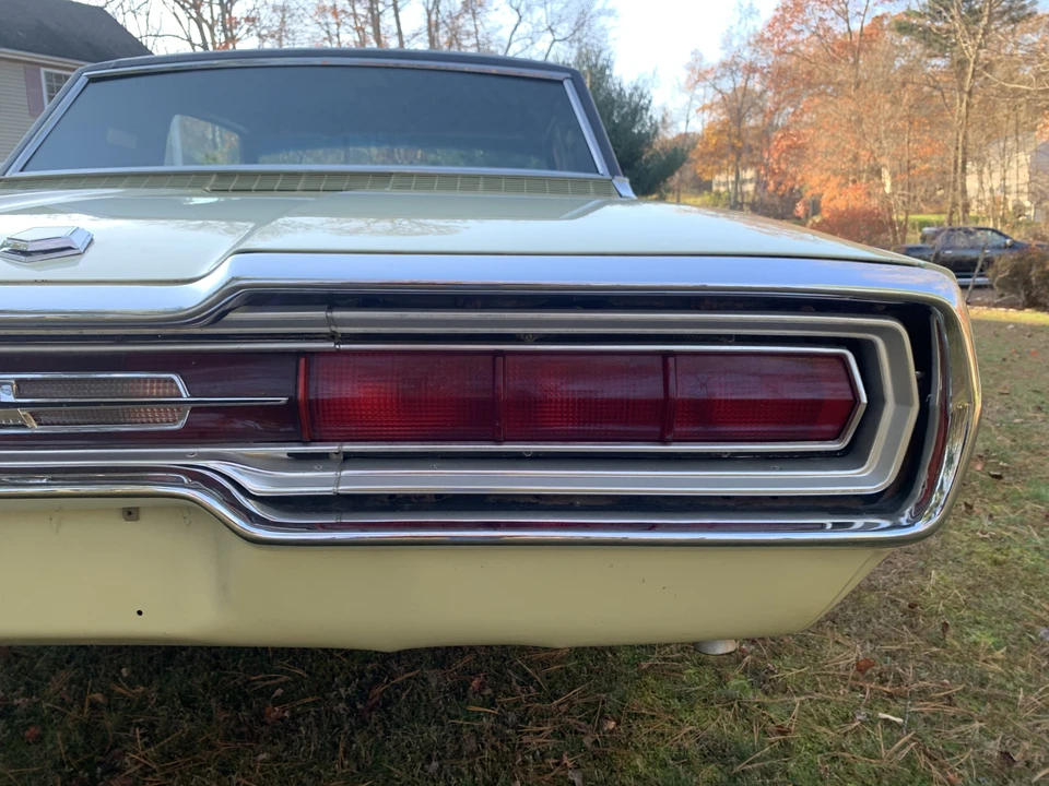 1966 Ford Thunderbird 4th Gen - Image 29 of 31