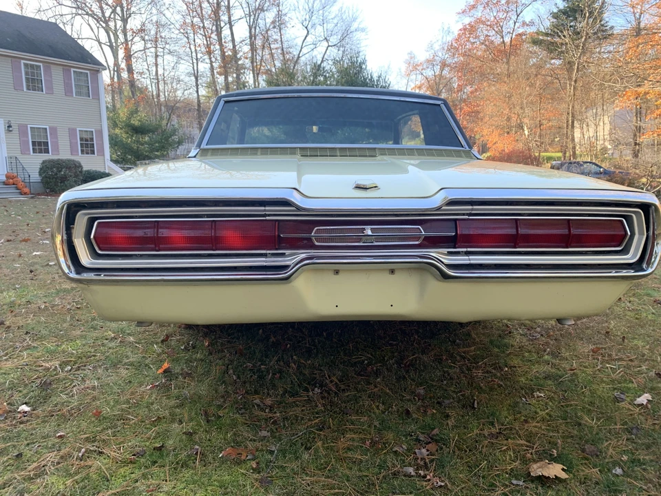 1966 Ford Thunderbird 4th Gen - Image 27 of 31
