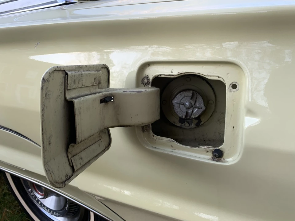 1966 Ford Thunderbird 4th Gen - Image 25 of 31
