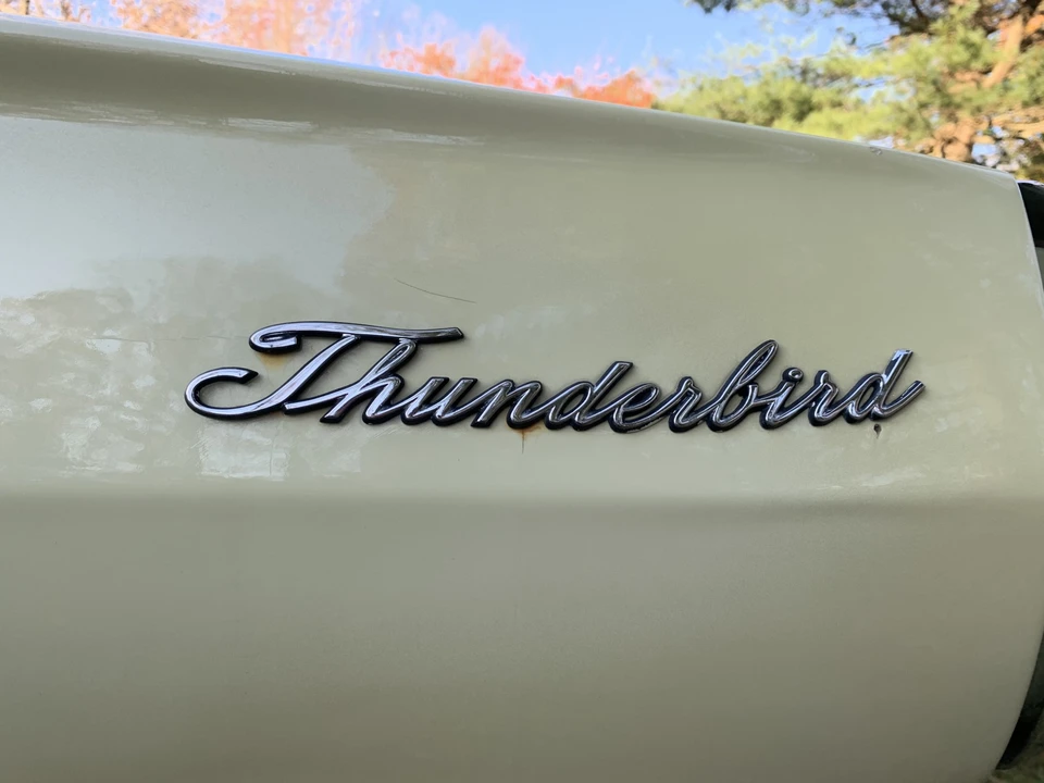 1966 Ford Thunderbird 4th Gen - Image 24 of 31