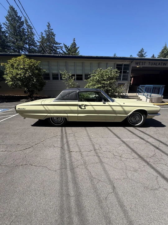 1966 Ford Thunderbird 4th Gen - Image 16 of 31
