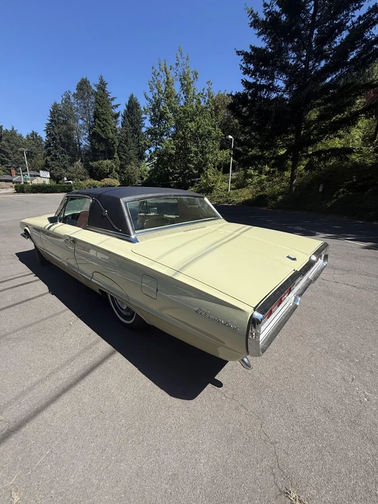 1966 Ford Thunderbird 4th Gen - Image 10 of 31