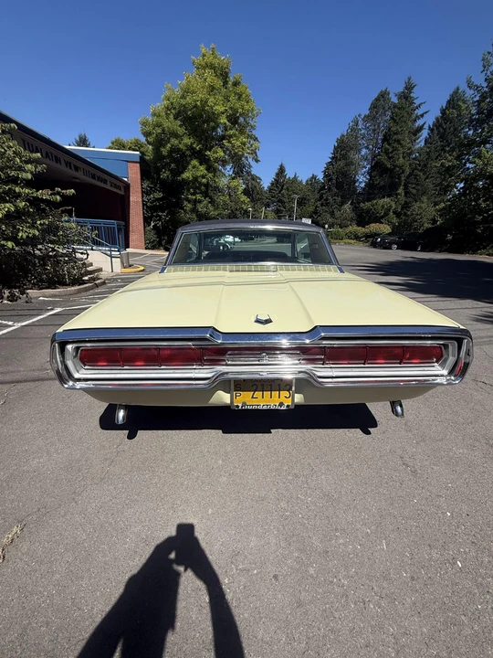 1966 Ford Thunderbird 4th Gen - Image 11 of 31