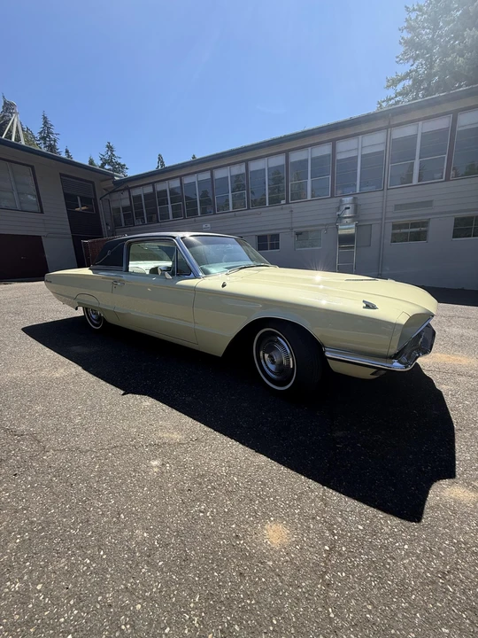 1966 Ford Thunderbird 4th Gen - Image 26 of 31