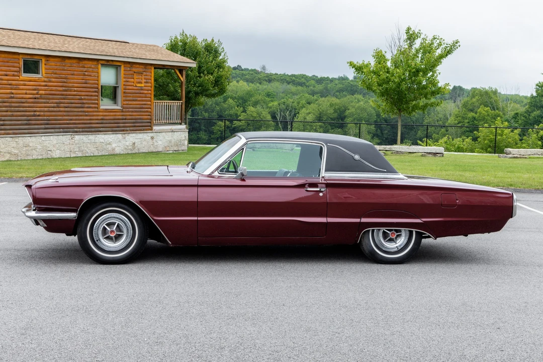 1966 Ford Thunderbird 4th Gen - Image 8 of 31