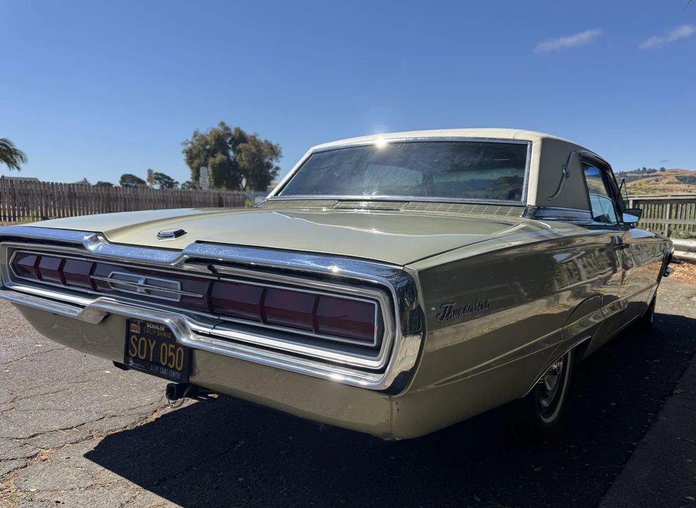 1966 Ford Thunderbird 4th Gen - Image 10 of 31