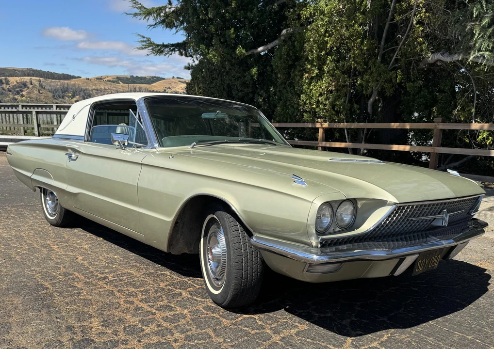 1966 Ford Thunderbird 4th Gen - Image 2 of 31