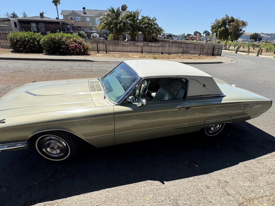 1966 Ford Thunderbird 4th Gen - Image 12 of 31