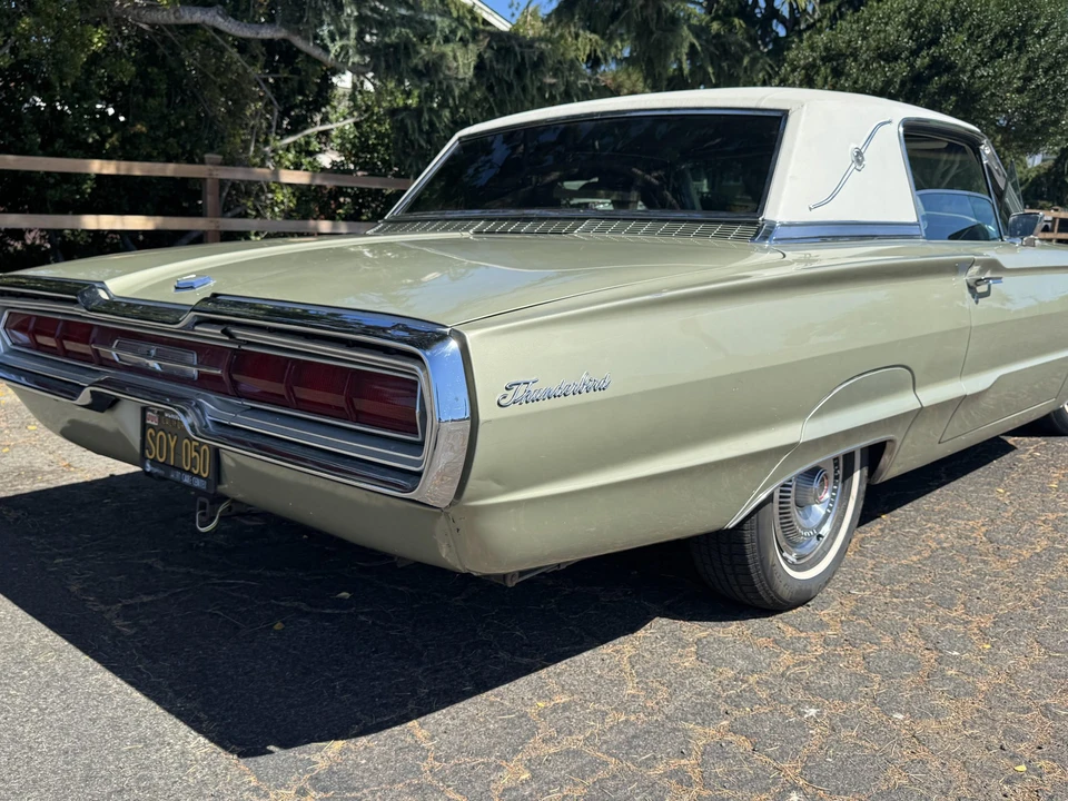 1966 Ford Thunderbird 4th Gen - Image 22 of 31