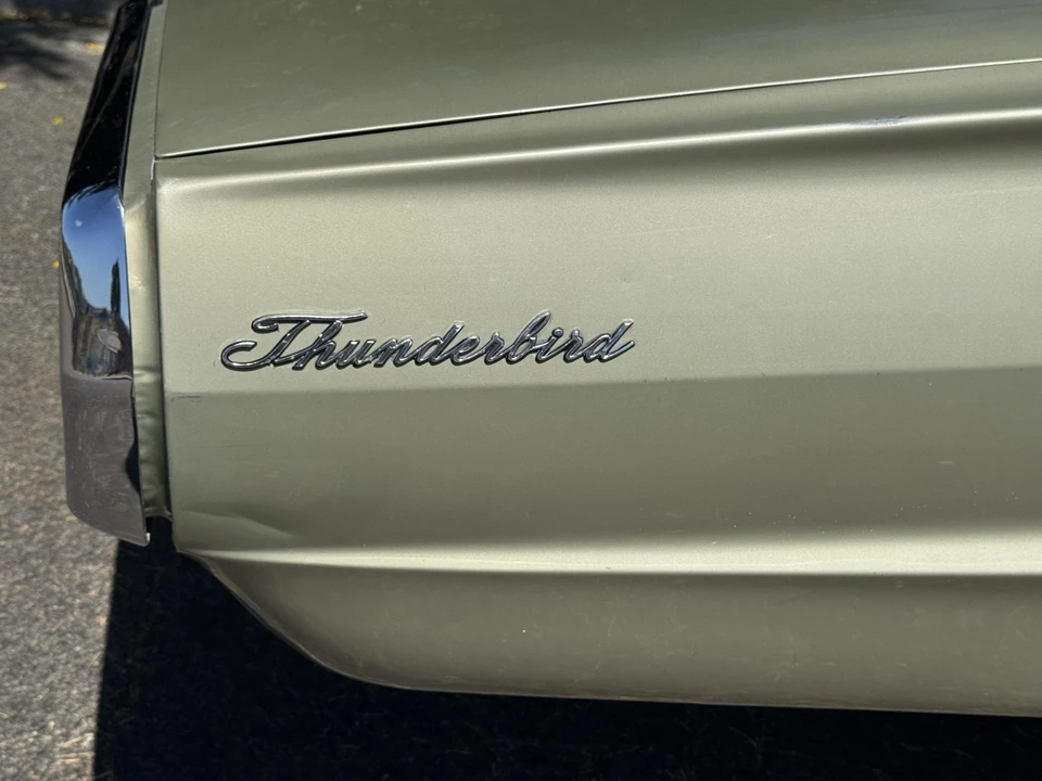 1966 Ford Thunderbird 4th Gen - Image 29 of 31