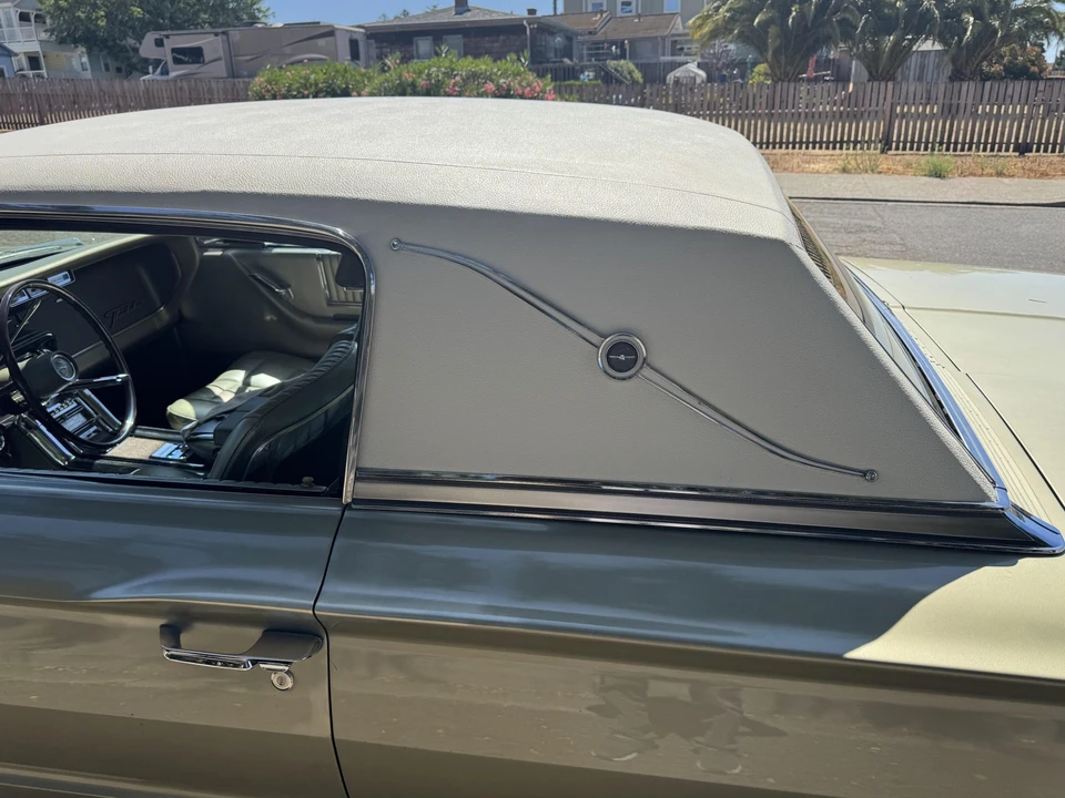 1966 Ford Thunderbird 4th Gen - Image 30 of 31