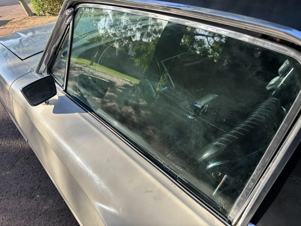 1966 Ford Thunderbird 4th Gen - Image 28 of 31