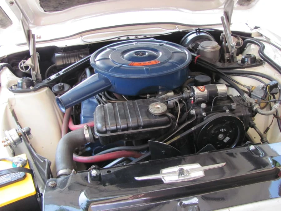 1966 Ford Thunderbird 4th Gen - Image 6 of 6