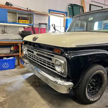 1966 Ford F-100