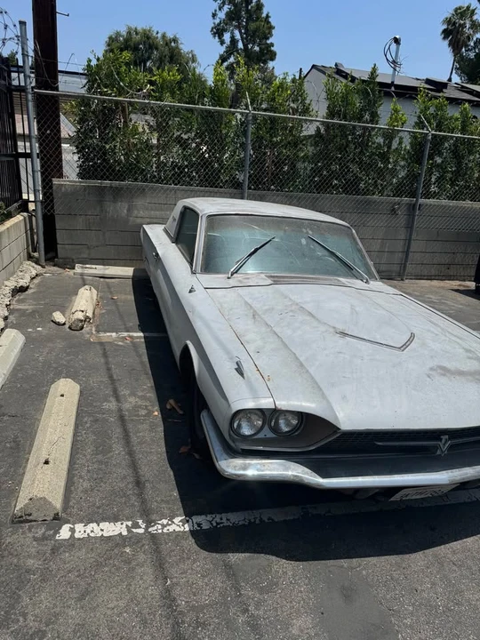 1966 Ford Thunderbird 4th Gen - Image 2 of 8