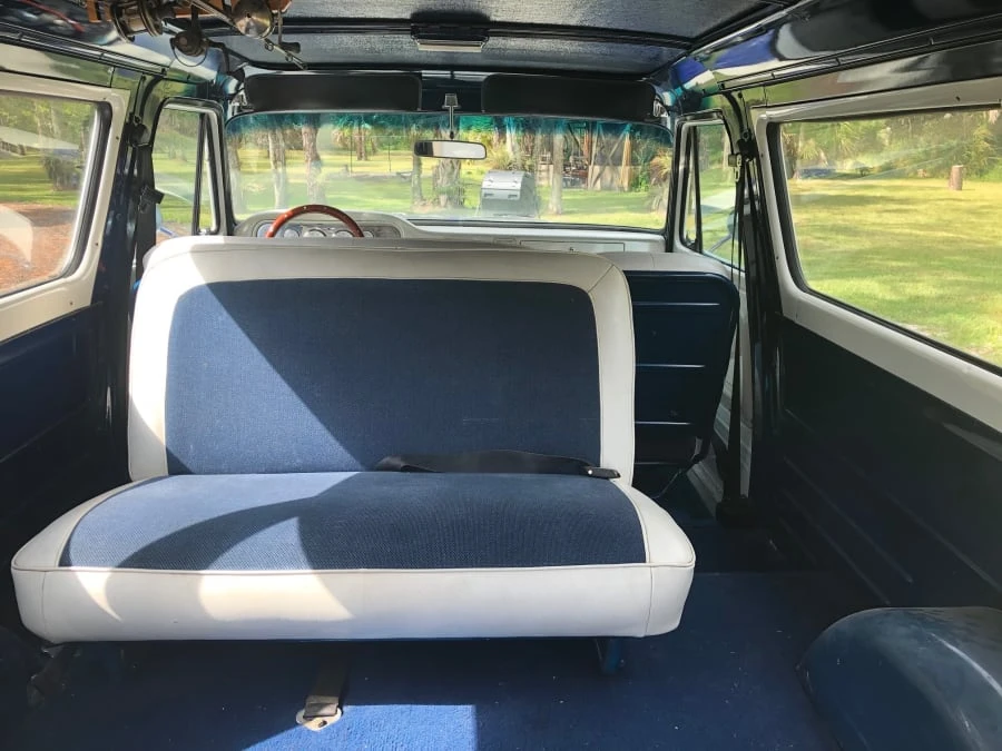 1966 GMC Suburban 5th Gen - Image 6 of 12