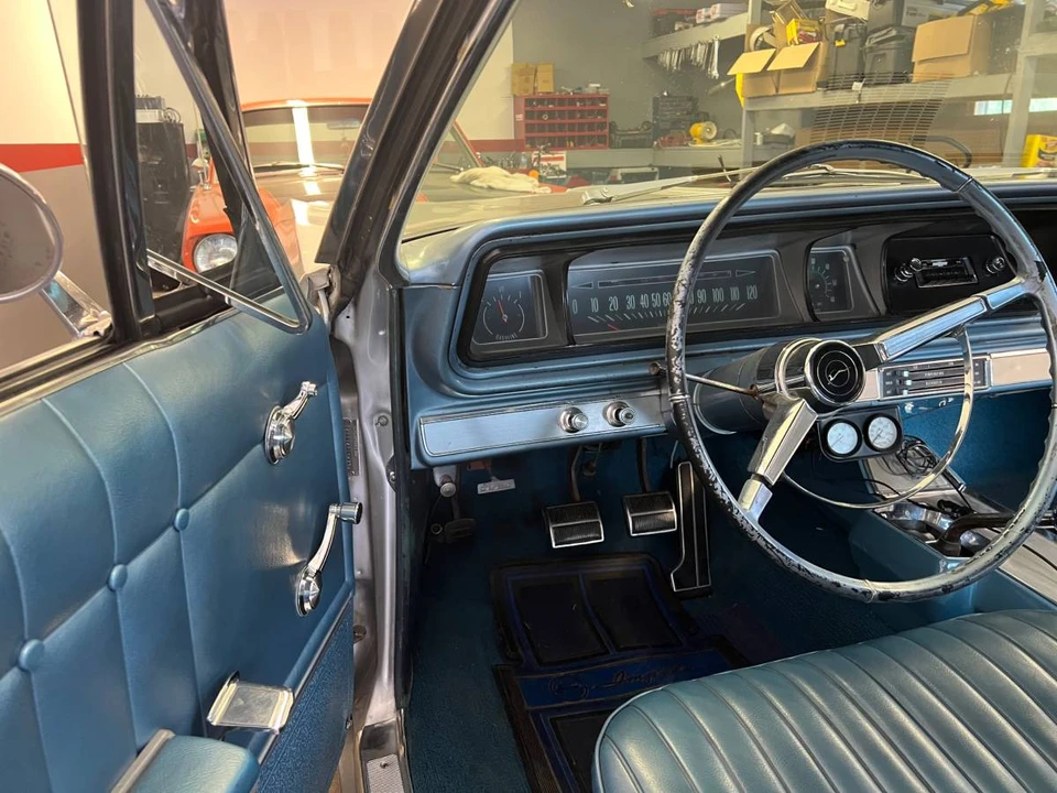 1966 Chevrolet Impala SS 4th Gen - Image 5 of 9