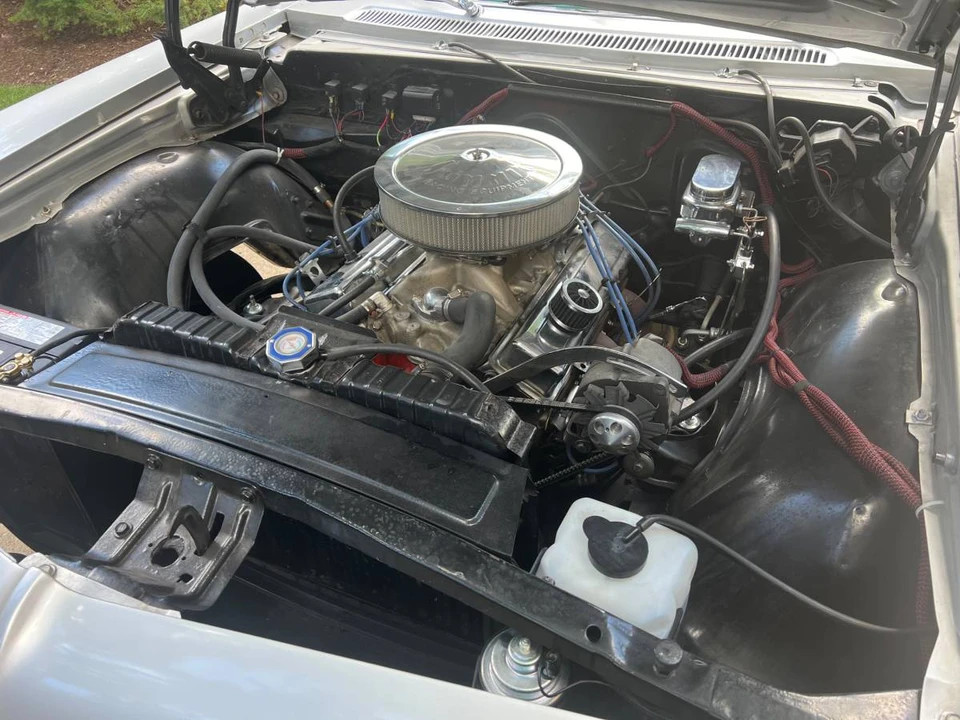 1966 Chevrolet Impala SS 4th Gen - Image 4 of 9