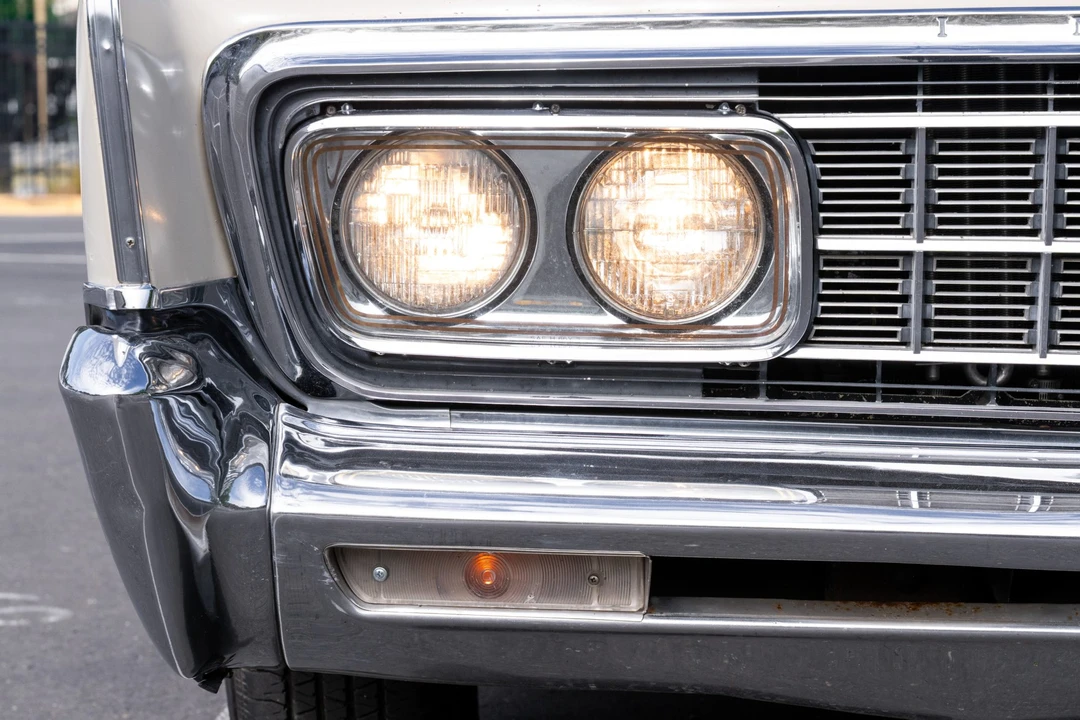 1966 Chrysler Imperial 2nd Gen - Image 26 of 31
