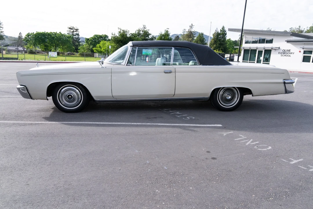 1966 Chrysler Imperial 2nd Gen - Image 14 of 31