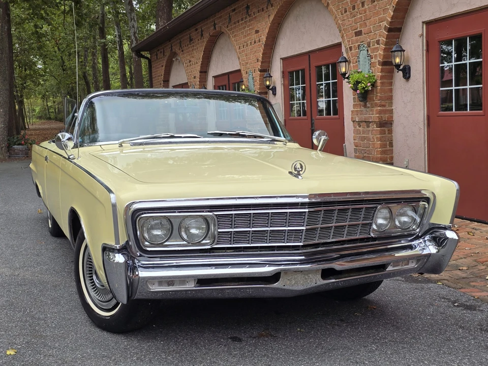 1966 Chrysler Imperial 2nd Gen - Image 12 of 31