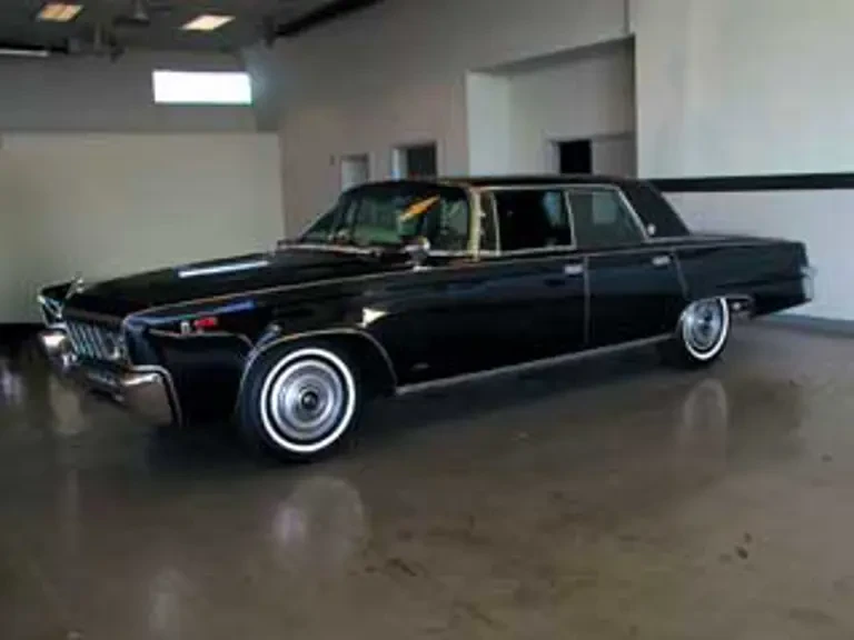 1966 Imperial LeBaron - Image 2 of 2