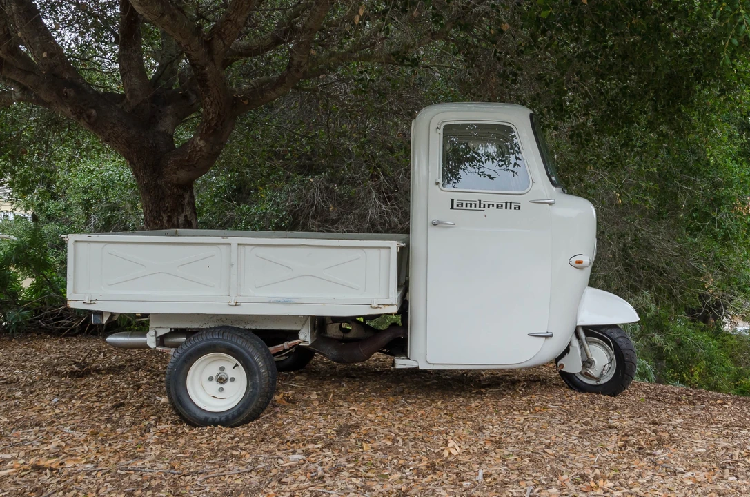 1966 Innocenti - Image 2 of 31