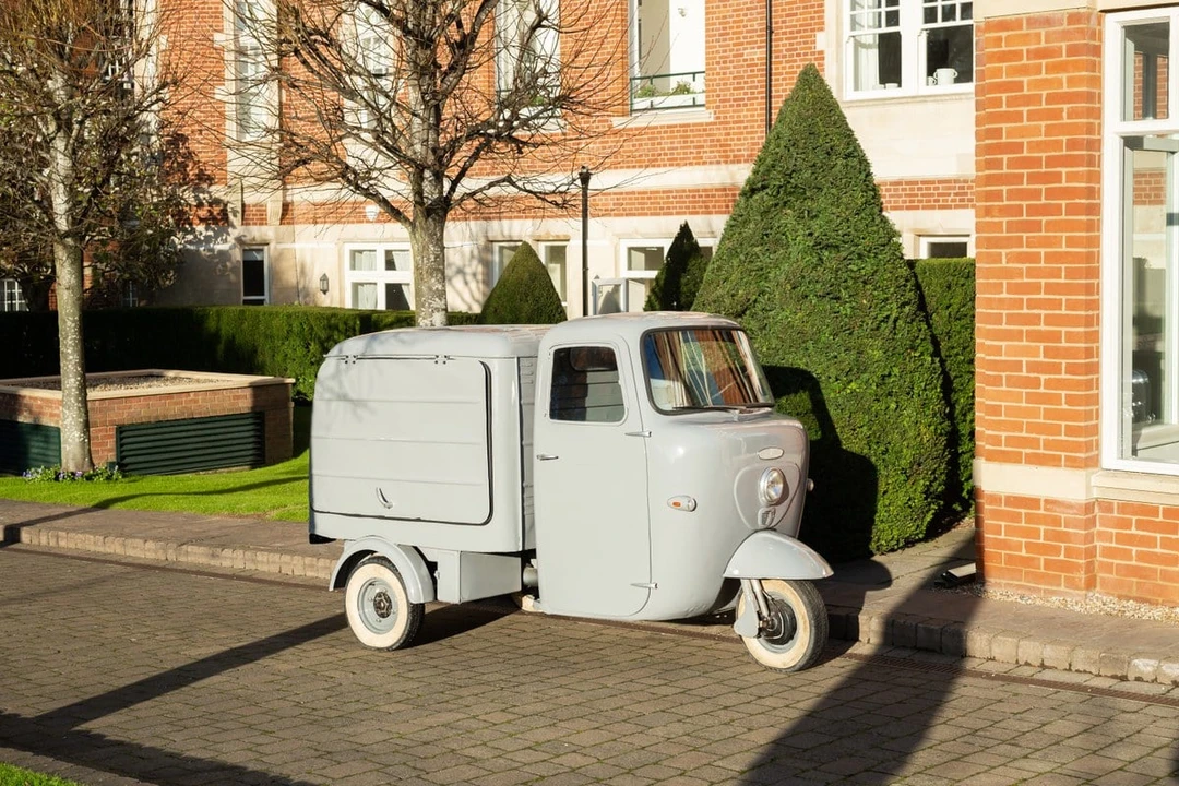 1966 Innocenti - Image 2 of 30