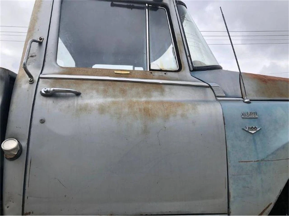 1966 International Harvester Pickup - Image 6 of 16
