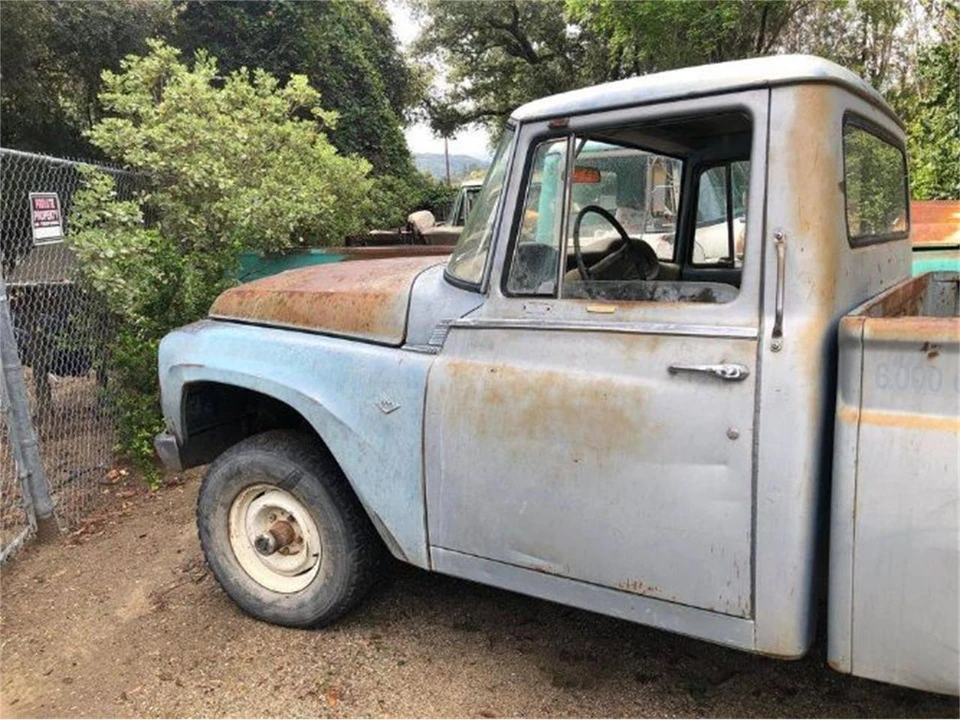 1966 International Harvester Pickup - Image 16 of 16