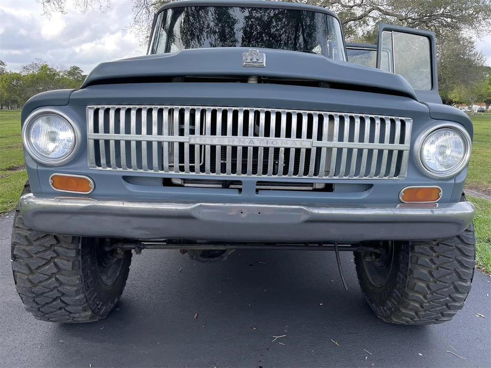1966 International Harvester Loadstar - Image 3 of 24