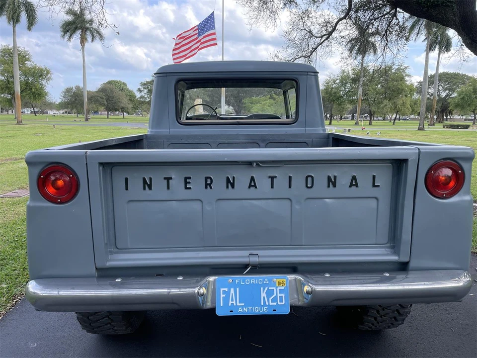 1966 International Harvester Loadstar - Image 8 of 24