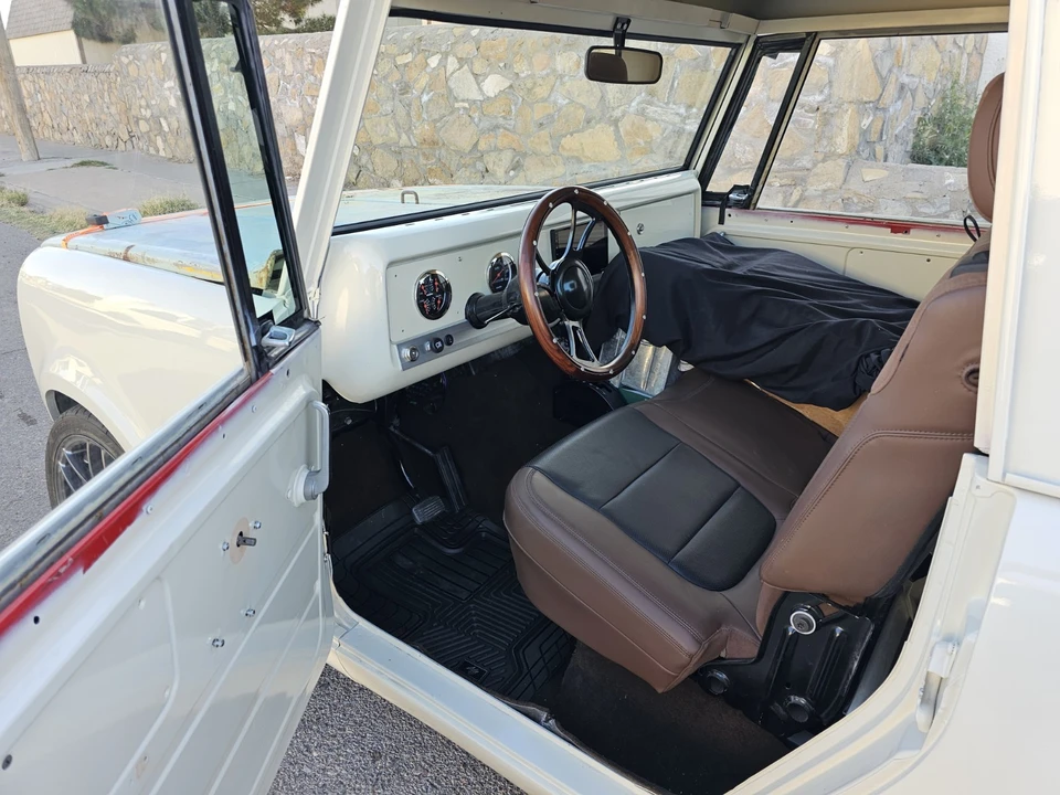 1966 International Harvester Scout - Image 2 of 17
