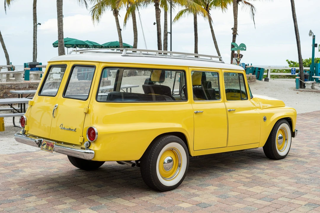 1966 International Harvester Travelall - Image 5 of 31