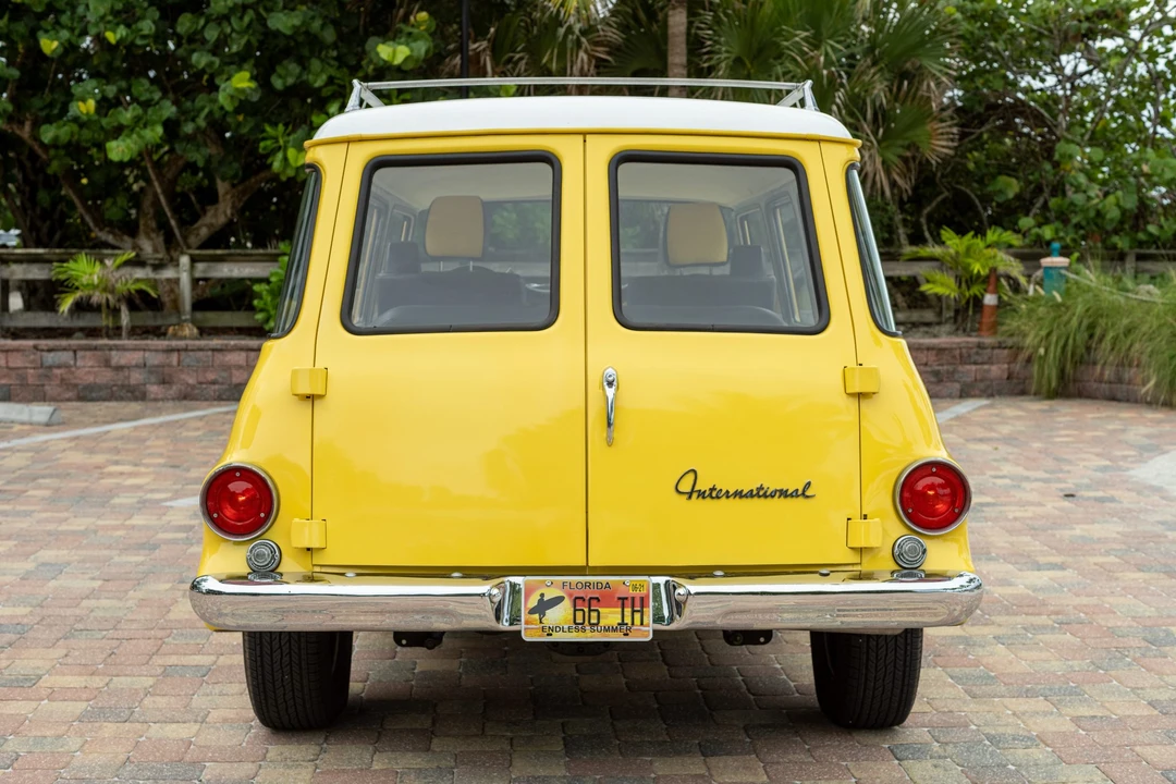 1966 International Harvester Travelall - Image 24 of 31