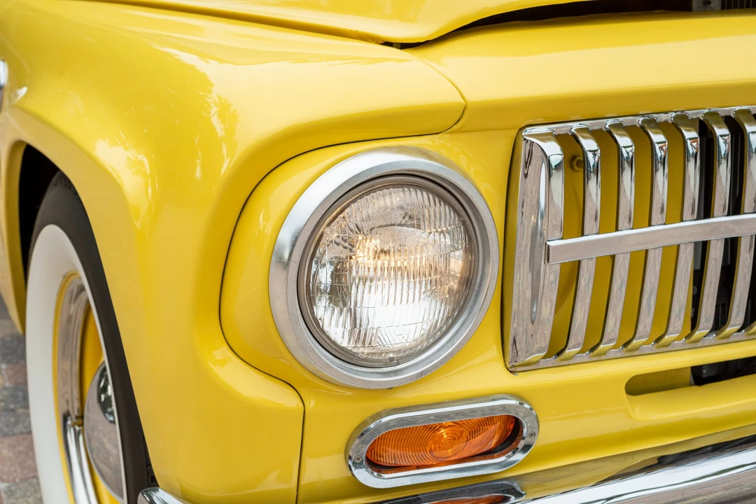 1966 International Harvester Travelall - Image 9 of 31