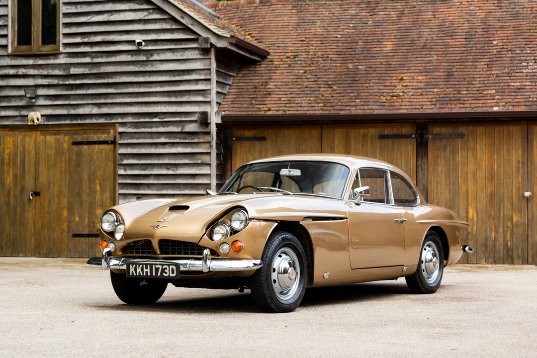 1966 Jensen - Image 3 of 31