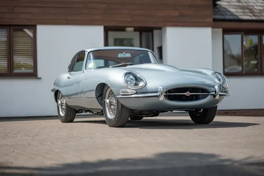 1966 Jaguar E-Type 4.2 FHC Series 1