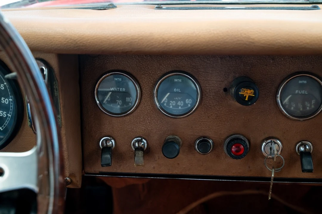 1900 Jaguar E-Type Series 1 2+2 - Image 27 of 30